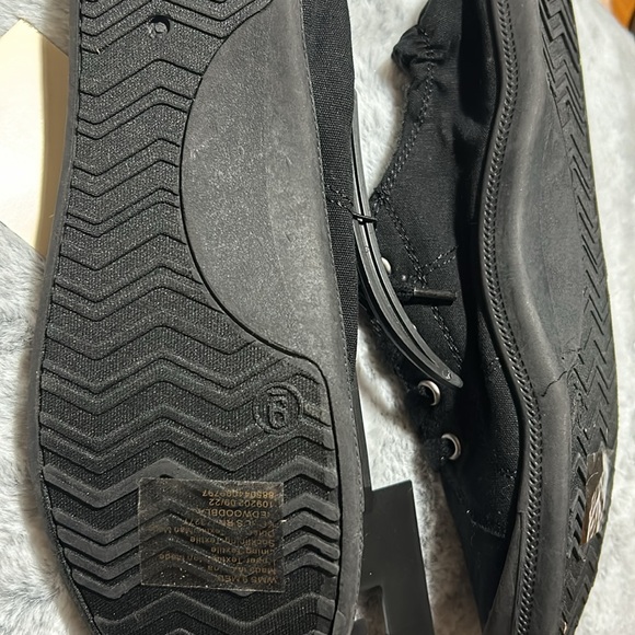 New woman’s size 9 slip on SoSo sneakers - Picture 5 of 5